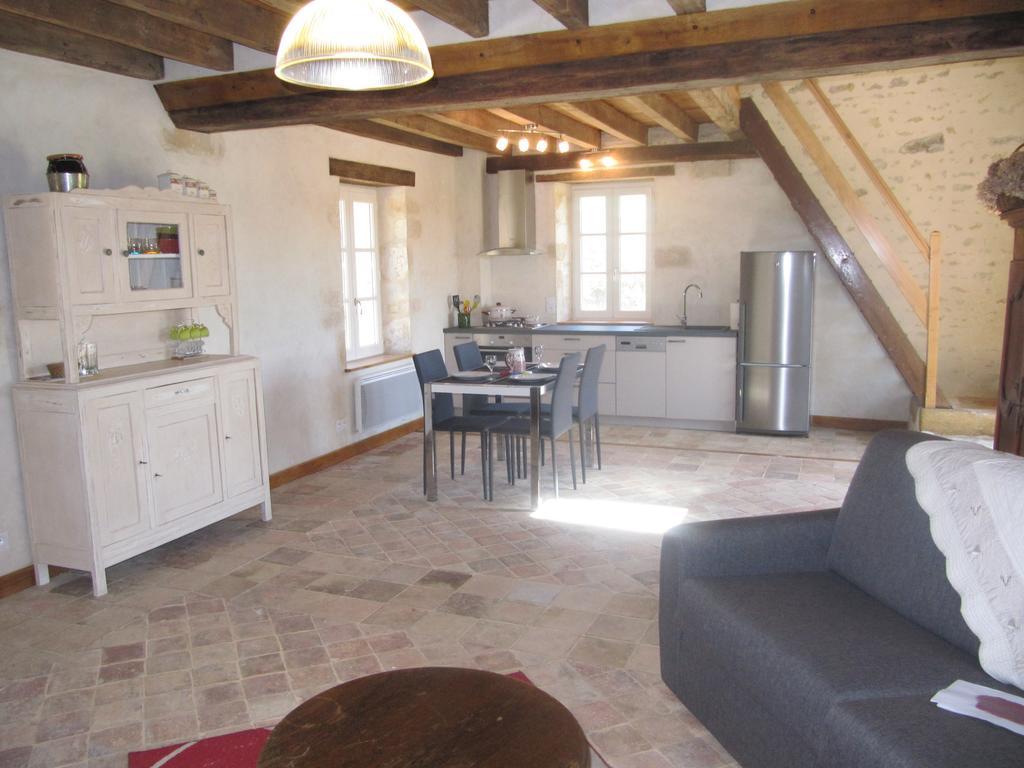 Gite De La Hertaudiere Montbizot 외부 사진
